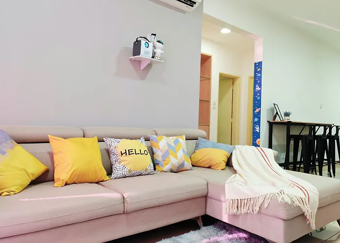 Space Themed Klcc View Condominium @ 6-8 Pax